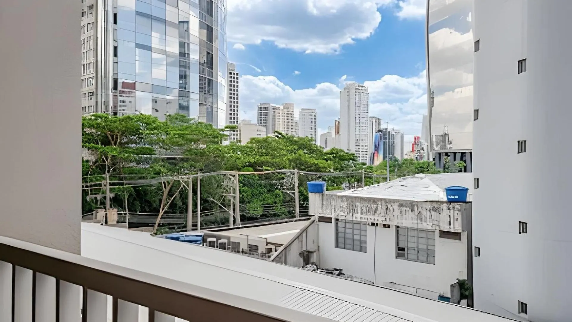 Appartamento Pinheiros I Faria Lima, Apto Studio, 50M Metro, Piscina, Wi-Fi San Paolo Brasile